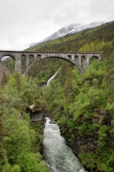 Kylling bru, Romsdal, Norsko